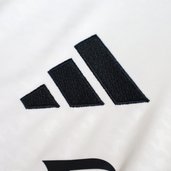 Real Madrid 2024-25 White Home Jersey Adidas Mens Large Aeroready NWT READ - Picture 3 of 16